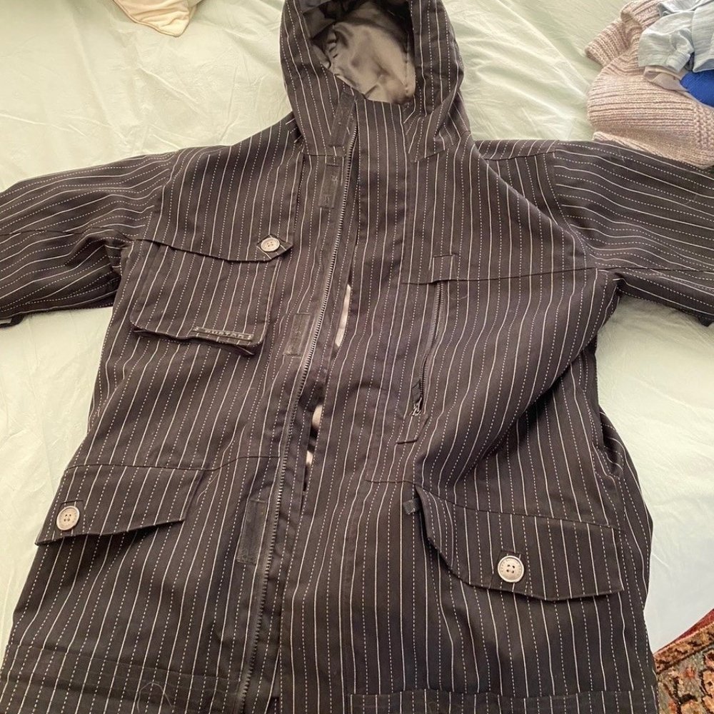 Burton Esquire Ski/Snowboard Jacket